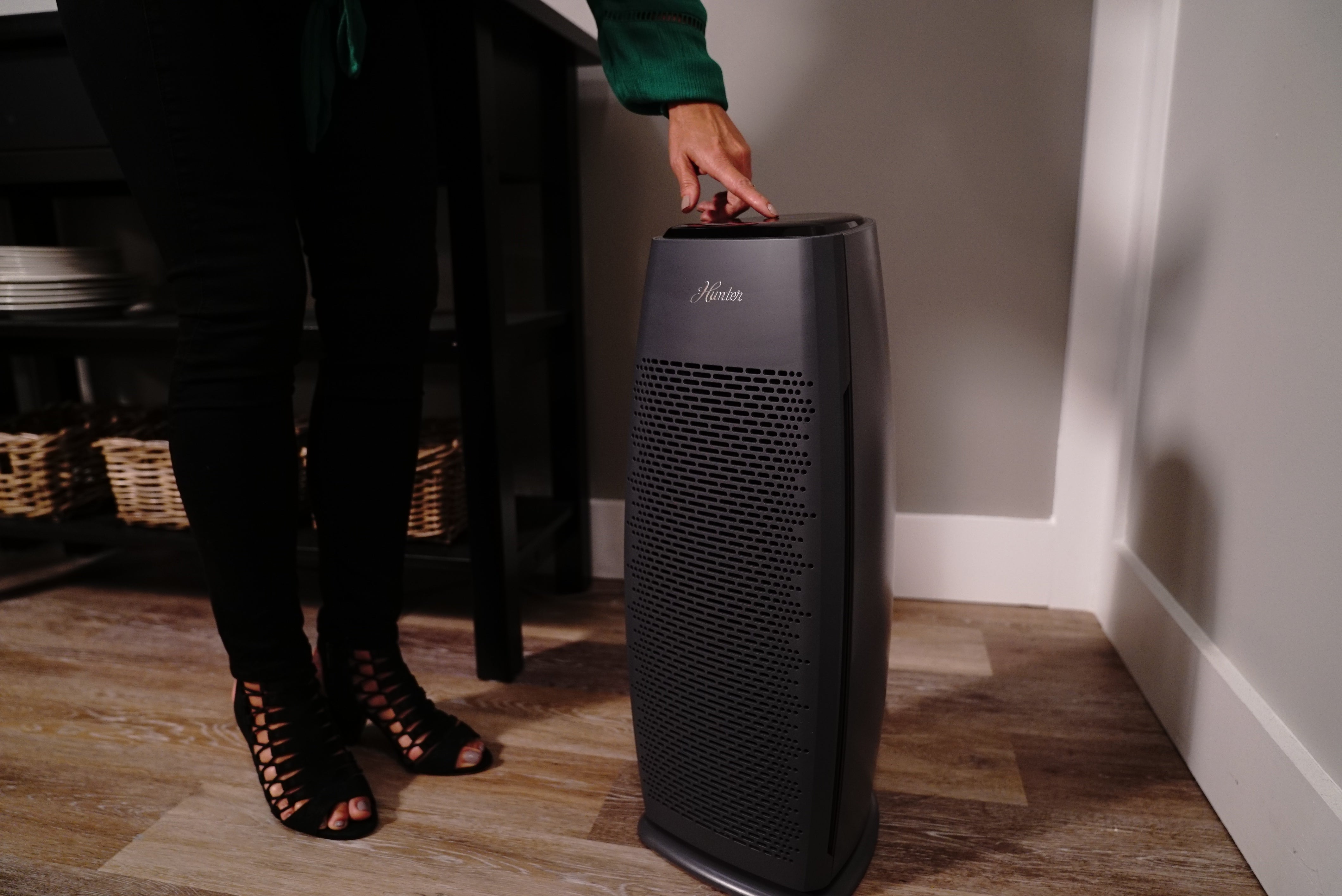 Hunter HP600 Tall Tower Air Purifier